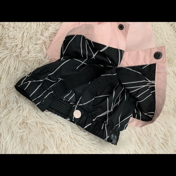 Roxy Snowboard Pants - Picture 7 of 8